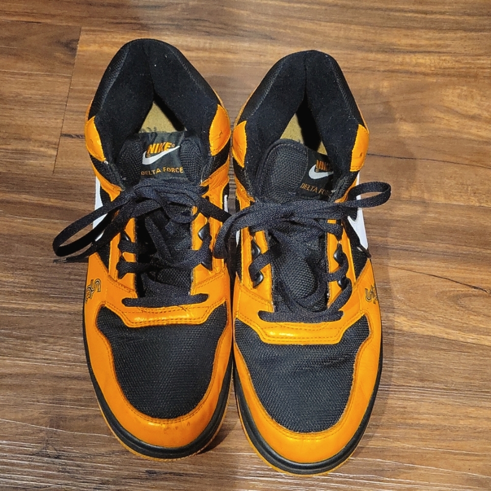Nike 307723-811 Orange Black Delta Force SC